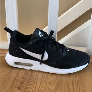Nine Air Max Tavas